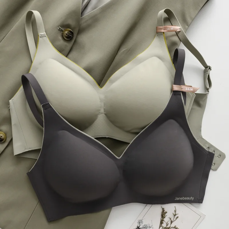 Japanese seamless all-in-one cup bra with thin and smooth surface,one piece seamless and steel ring underwear
Japanese seamless all-in-one cup bra with thin and smooth surface,one piece seamless and steel ring underwear