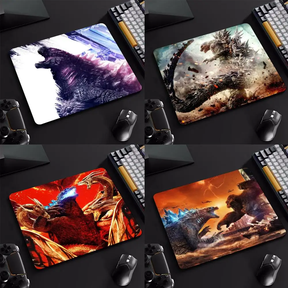 Hot! G-Godzillas X K-Kongs Mouse Pad Cartoon rubber Small mouse pad desktop computer office keyboard e-sports ROGs game mouse pa
Hot! G-Godzillas X K-Kongs Mouse Pad Cartoon rubber Small mouse pad desktop computer office keyboard e-sports ROGs game mouse pa