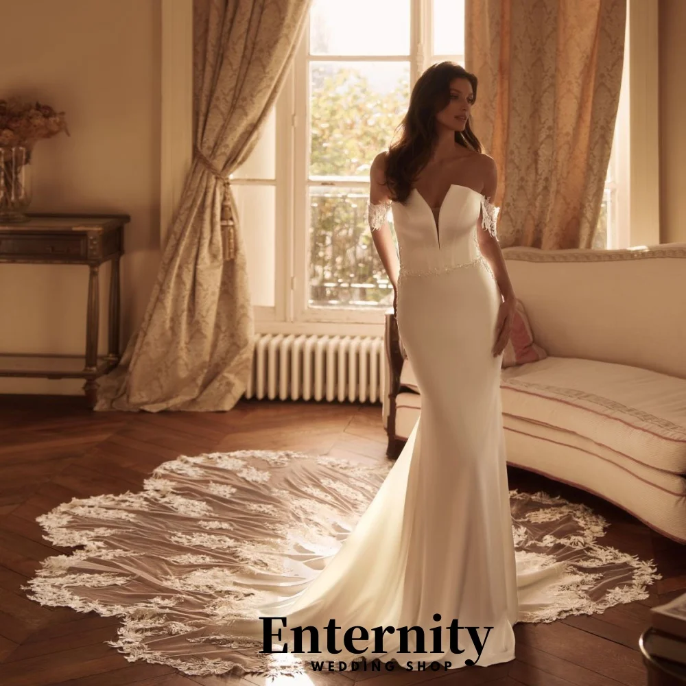 Customized Elegant V-neck Wedding Dress with Off The Shoulder Charming Lace Applique Bridal Gown for Women with Zipper
Customized Elegant V-neck Wedding Dress with Off The Shoulder Charming Lace Applique Bridal Gown for Women with Zipper