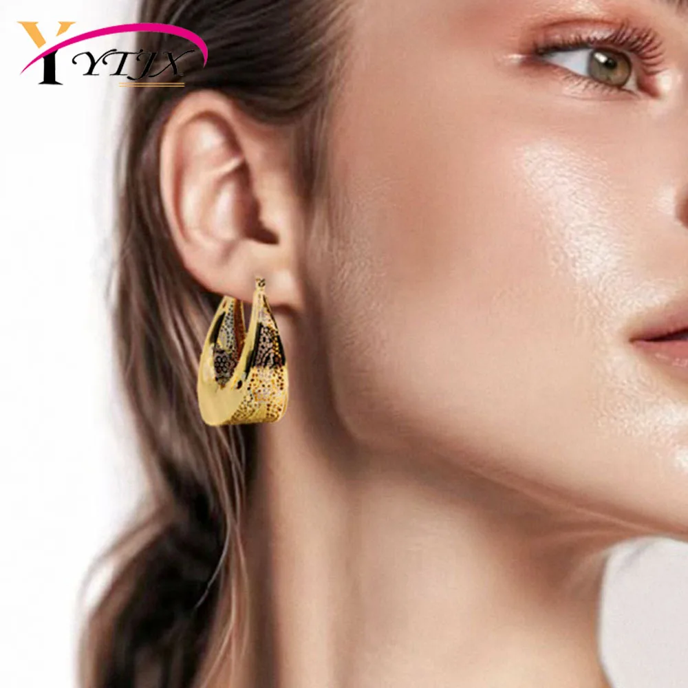 YTJX Korean Hollow Out Drop Earrings For Women 18K Gold Plated Piercing Earring For Girlsfriend Couple Birthday Gift 2025 New
YTJX Korean Hollow Out Drop Earrings For Women 18K Gold Plated Piercing Earring For Girlsfriend Couple Birthday Gift 2025 New
