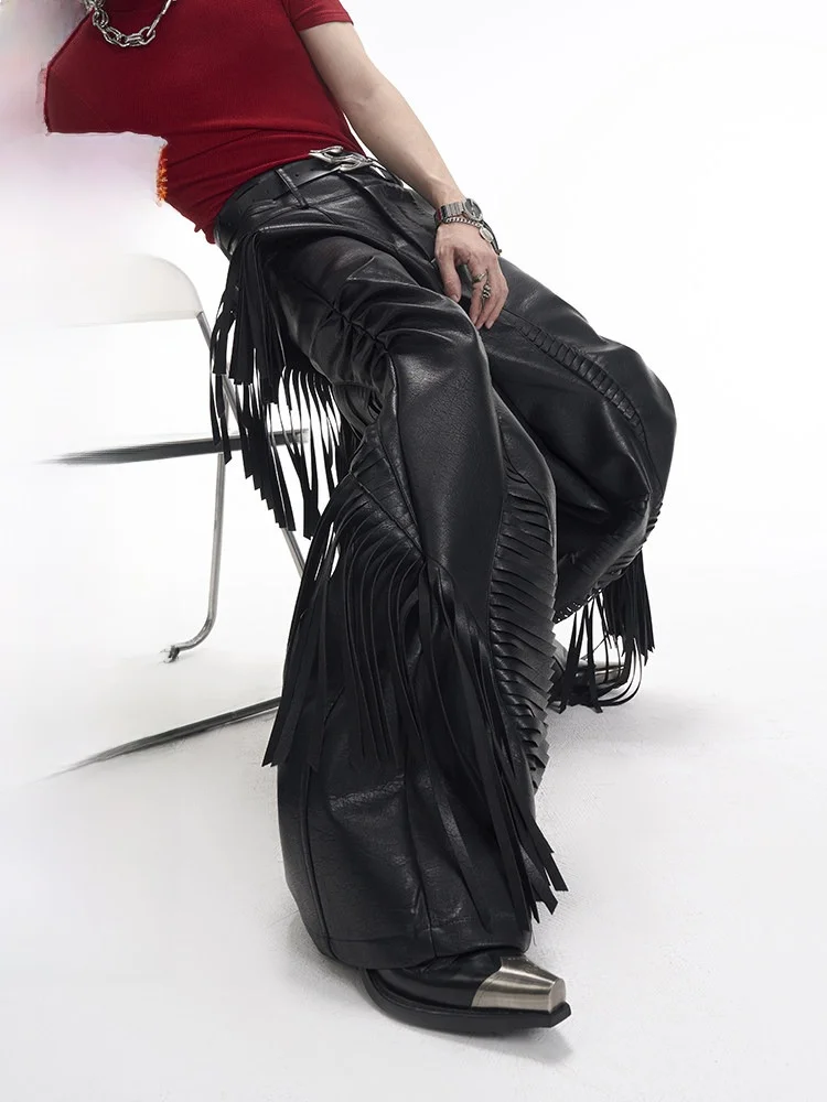 Мужские брюки из искусственной кожи с оригинальным дизайном и бахромой, серия Street Sle k, модные прямые джинсы, осенняя повседневная одежда
Мужские брюки из искусственной кожи с оригинальным дизайном и бахромой, серия Street Sle k, модные прямые джинсы, осенняя повседневная одежда