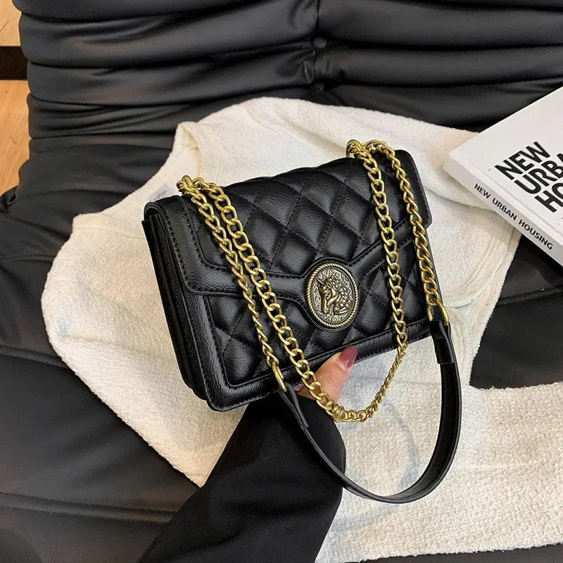 2025 Luxury Quilted Mini Crossbody Bag for Women, Stitched Square Shoulder Purse, Versatile Everyday Party Bag, Viral Hot Sale
2025 Luxury Quilted Mini Crossbody Bag for Women, Stitched Square Shoulder Purse, Versatile Everyday Party Bag, Viral Hot Sale