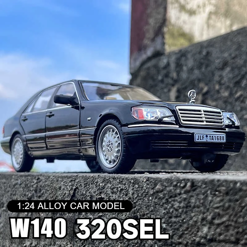 1:24 W140 320SEL классический литой под давлением сплав литья под давлением модель автомобиля звук свет коллекция украшения подарок игрушки подарки 
1:24 W140 320SEL классический литой под давлением сплав литья под давлением модель автомобиля звук свет коллекция украшения подарок игрушки подарки