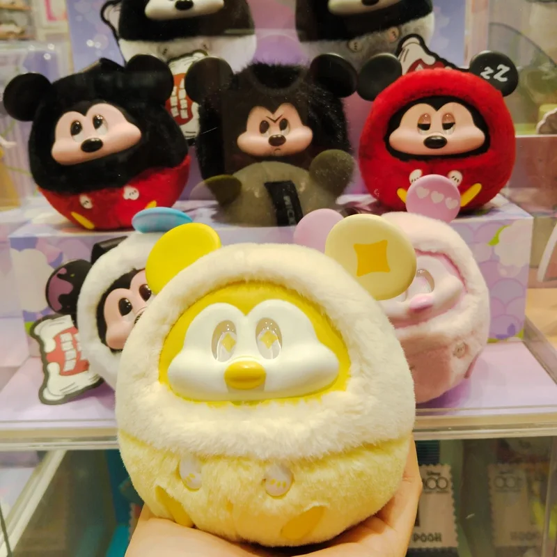 New Disney Mickey Mouse Fun Collision Series Vinyl Plush Blind Box Keychain Cute Collectible Surprise Gift Toy For Women Girl
New Disney Mickey Mouse Fun Collision Series Vinyl Plush Blind Box Keychain Cute Collectible Surprise Gift Toy For Women Girl
