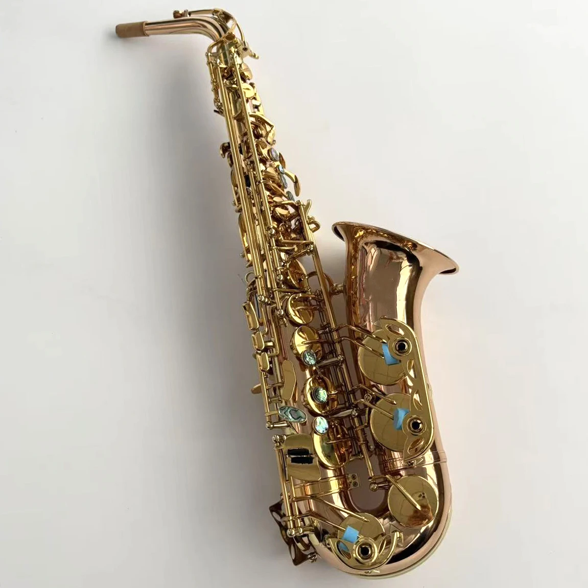 Rose Brass Material Gold Lacquer Key Customized Design Abalone Touch Key Alto Saxofoon Professional
Rose Brass Material Gold Lacquer Key Customized Design Abalone Touch Key Alto Saxofoon Professional
