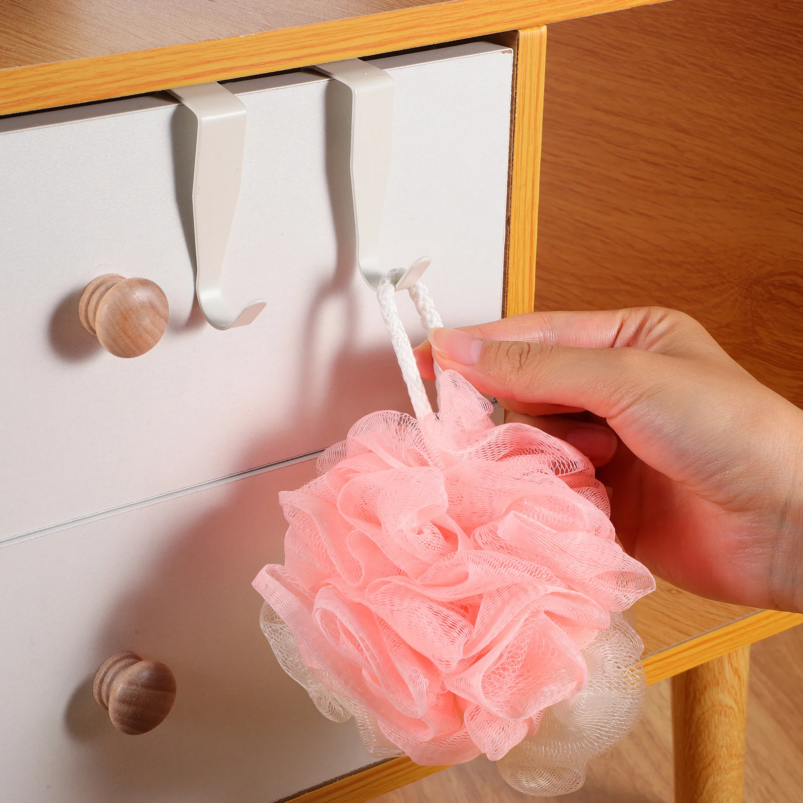 16Pcs Door Hooks Over Cabinet Painted Heavy Duty Hooks No Drill Cabinet Door Hangers Towel Coat Rack Bathroom Kitchen Organizer
16Pcs Door Hooks Over Cabinet Painted Heavy Duty Hooks No Drill Cabinet Door Hangers Towel Coat Rack Bathroom Kitchen Organizer