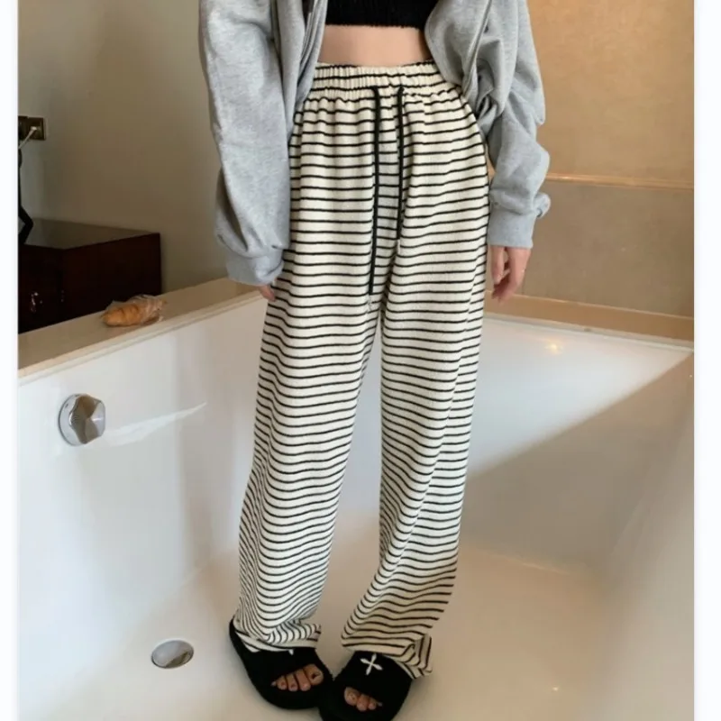 Women's Striped Drawstring Wide Leg Pants Casual Loose Straight Trousers Summer
Women's Striped Drawstring Wide Leg Pants Casual Loose Straight Trousers Summer
