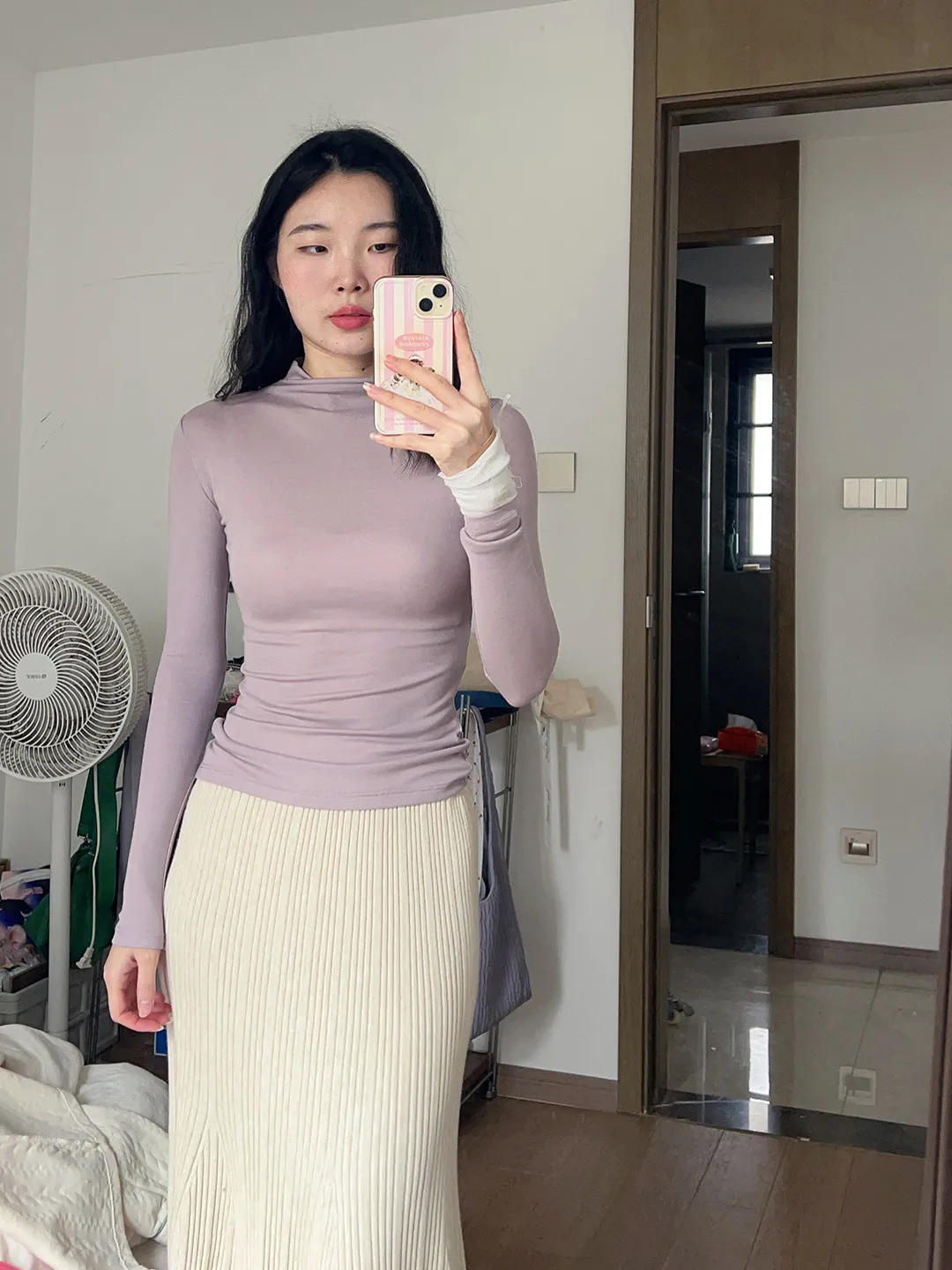 Женский облегающий фиолетовый трикотажный топ с высоким воротником, тонкий, из полимерного волокна, с длинным рукавом, для осени и зимы
Женский облегающий фиолетовый трикотажный топ с высоким воротником, тонкий, из полимерного волокна, с длинным рукавом, для осени и зимы