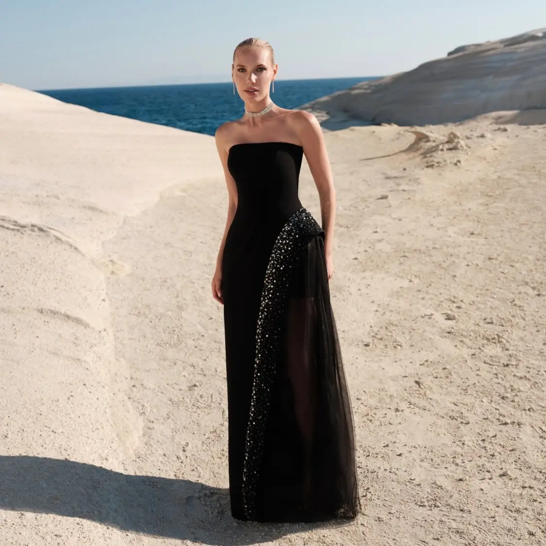 Черные вечерние платья без бретелек, трапециевидное платье с блестками для свадебной вечеринки, платье для выпускного вечера с разрезом по индивидуальному заказу, вечернее платье
Черные вечерние платья без бретелек, трапециевидное платье с блестками для свадебной вечеринки, платье для выпускного вечера с разрезом по индивидуальному заказу, вечернее платье