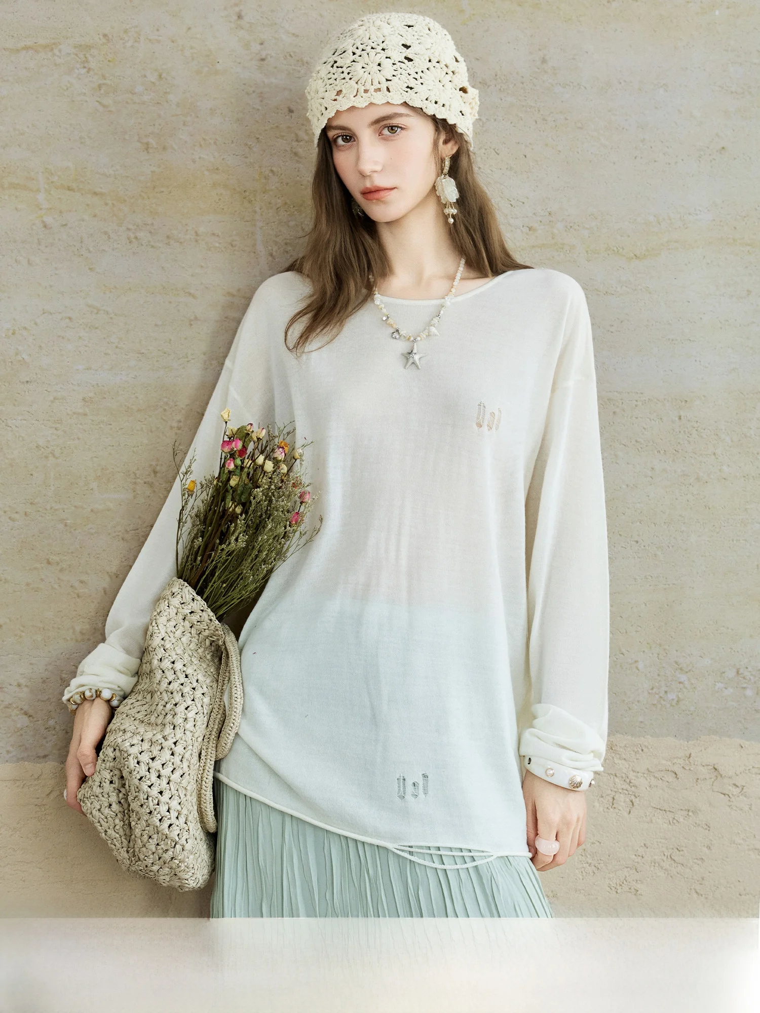 Loose Fit Knitted T-Shirt round Neck Thin Long Sleeve Casual Style Break Hole Design Acrylic Wool Blend Ladies Top
Loose Fit Knitted T-Shirt round Neck Thin Long Sleeve Casual Style Break Hole Design Acrylic Wool Blend Ladies Top