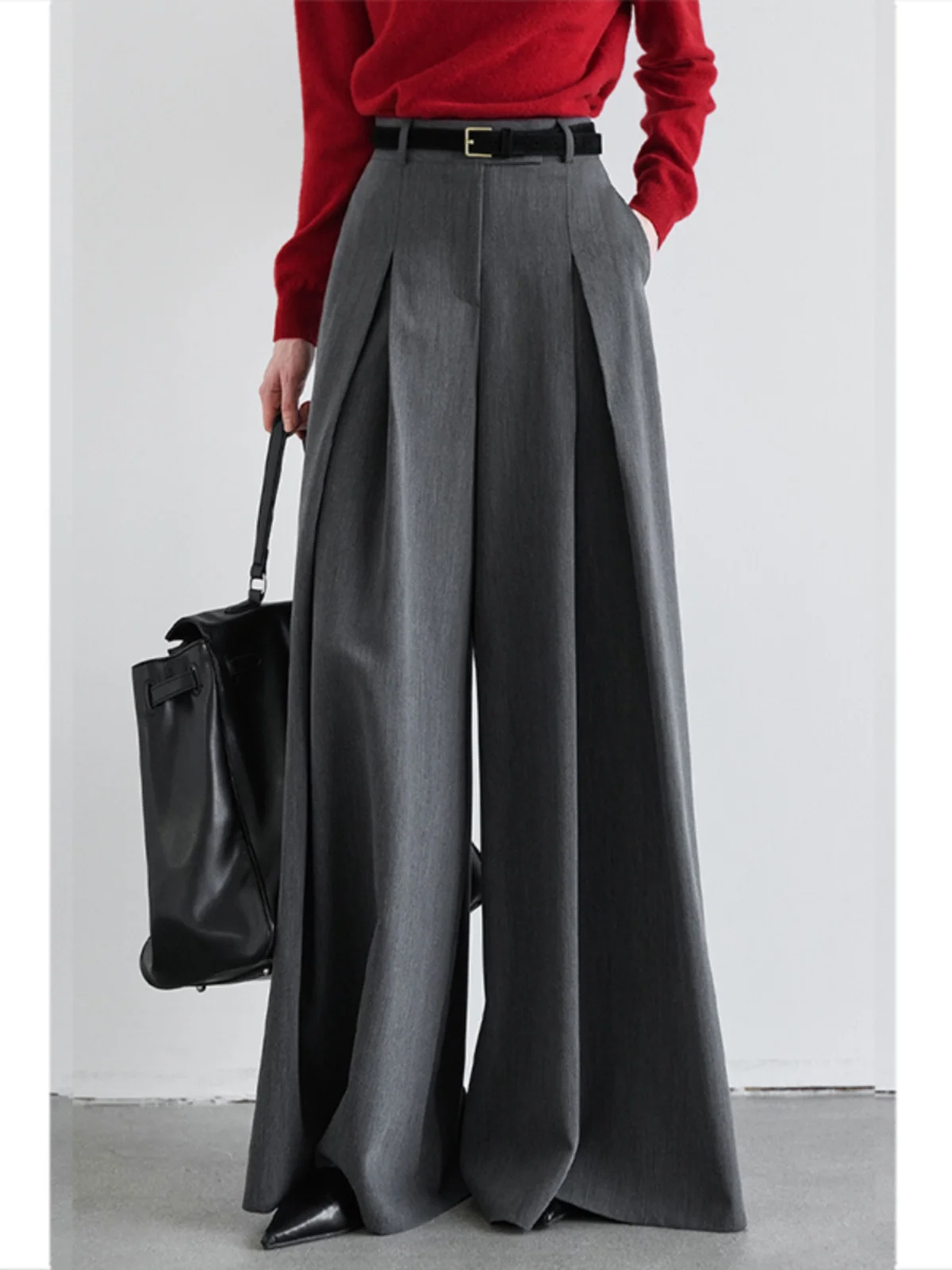 Женские брюки с высокой талией и широкими штанинами, повседневные, свободного кроя, стройнящие, весенне-осенние, прямые, асимметричного дизайна
Женские брюки с высокой талией и широкими штанинами, повседневные, свободного кроя, стройнящие, весенне-осенние, прямые, асимметричного дизайна