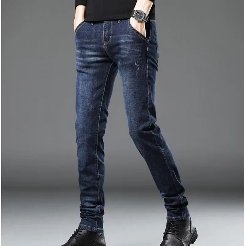Мужские весенне-осенние модные джинсы, облегающие узкие брюки, мужские деловые повседневные эластичные джинсовые брюки, средние синие брюки
Мужские весенне-осенние модные джинсы, облегающие узкие брюки, мужские деловые повседневные эластичные джинсовые брюки, средние синие брюки