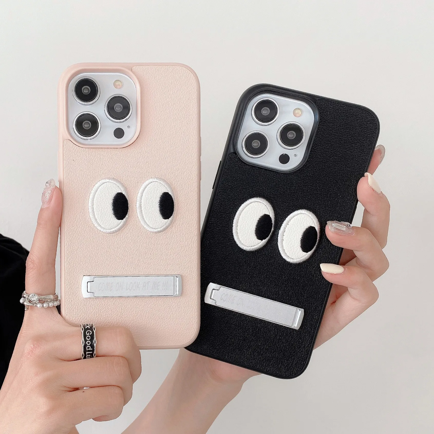 Luxury Lambskin Leather Embroidered Large Eyes+Bracket Phone Case For iPhone 15 Pro Max 14 13 12 11 Protection Cover
Luxury Lambskin Leather Embroidered Large Eyes+Bracket Phone Case For iPhone 15 Pro Max 14 13 12 11 Protection Cover