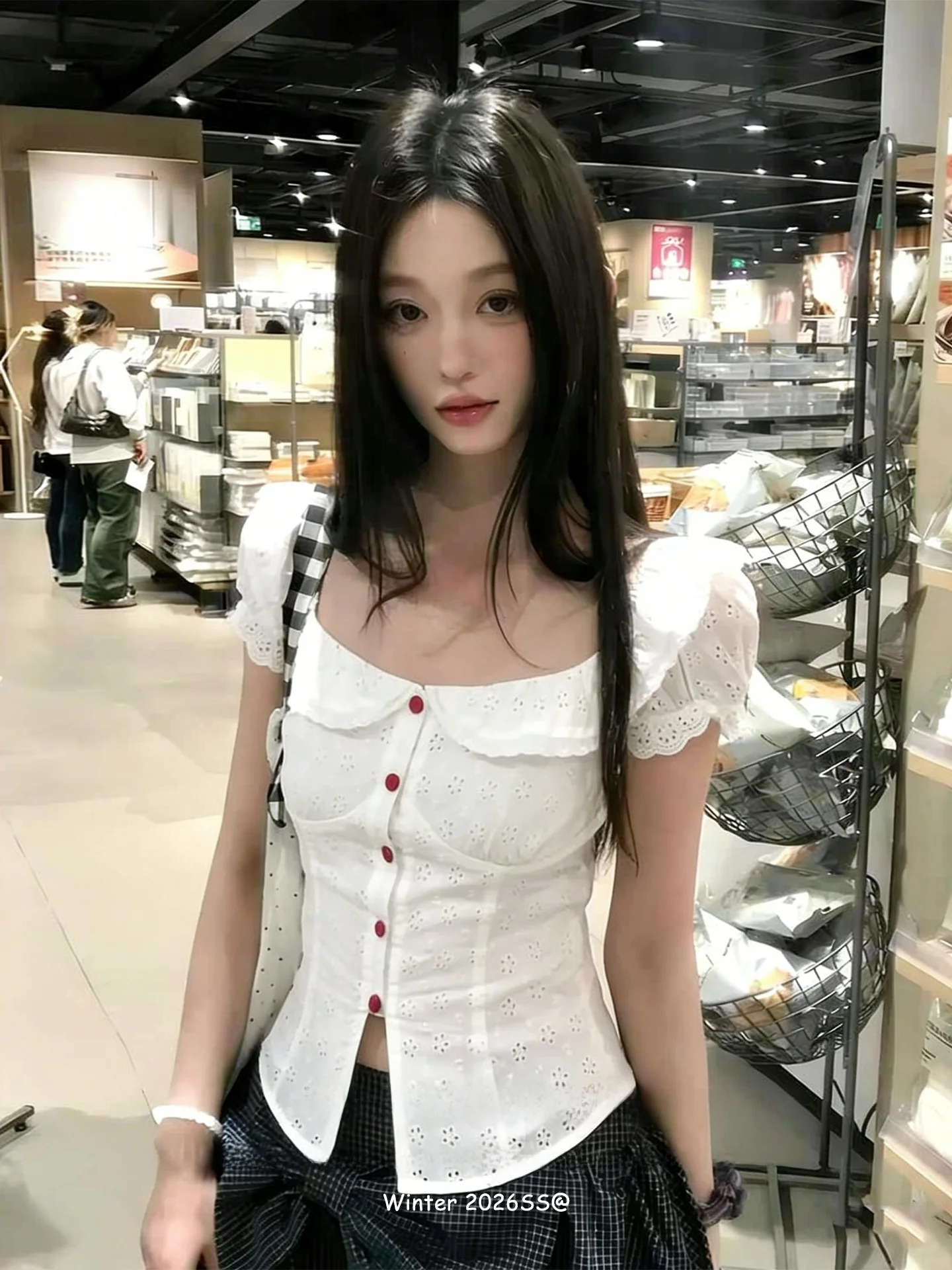 White Bubble Short Sleeve Shirt Women Summer Fashion Bell Sleeve Square Collar Slimming Hollow out Top Breathable Skin-Friendly
White Bubble Short Sleeve Shirt Women Summer Fashion Bell Sleeve Square Collar Slimming Hollow out Top Breathable Skin-Friendly