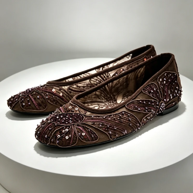 Designer Embroidery String Bead Mesh Ballet Flats Women Loafers Sequin Pearl Detail Elegant Mary Jane Shoes Comfort Flat Sandals
Designer Embroidery String Bead Mesh Ballet Flats Women Loafers Sequin Pearl Detail Elegant Mary Jane Shoes Comfort Flat Sandals