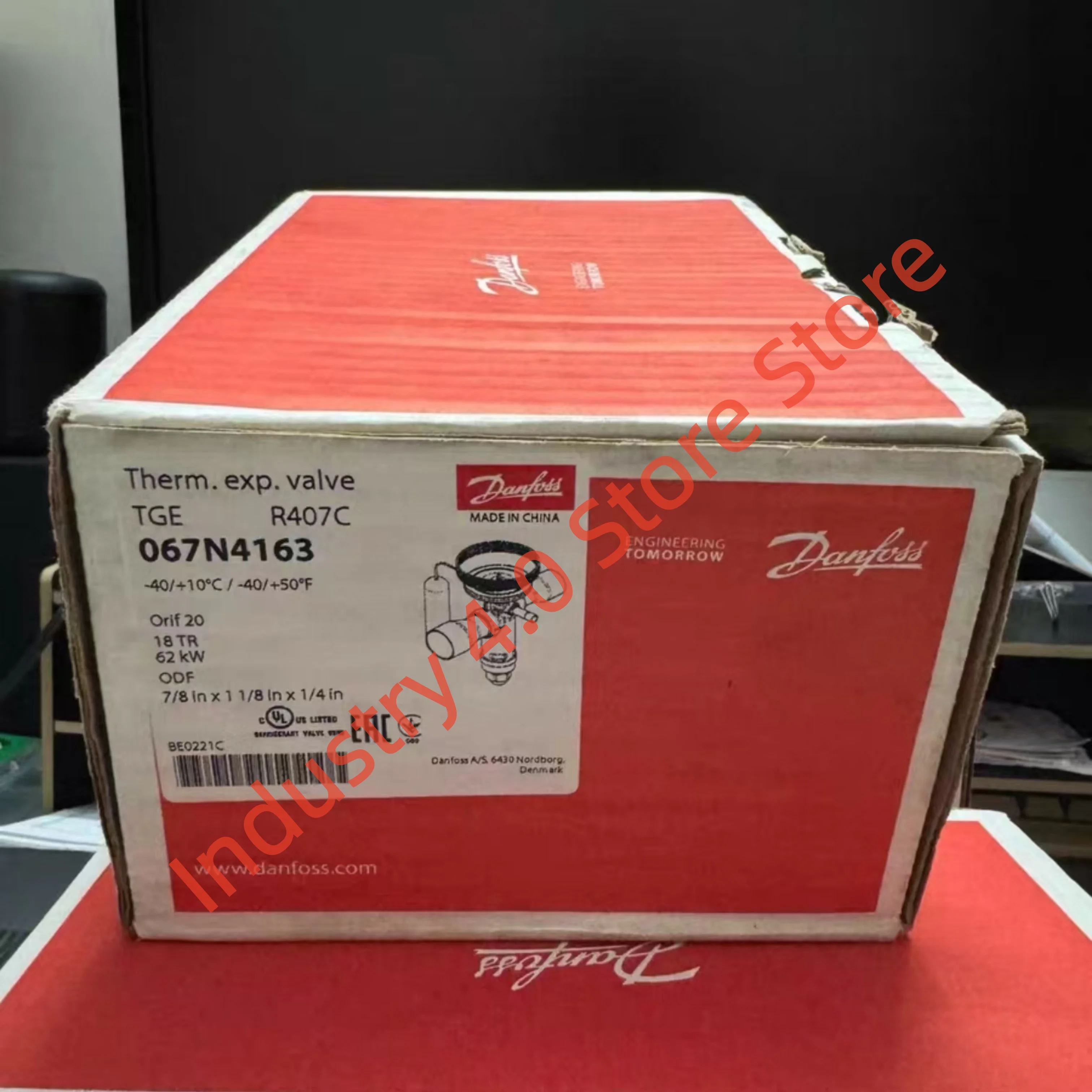 067N6155 TGE brand new 067N6158 TGE thermostatic expansion valve
067N6155 TGE brand new 067N6158 TGE thermostatic expansion valve