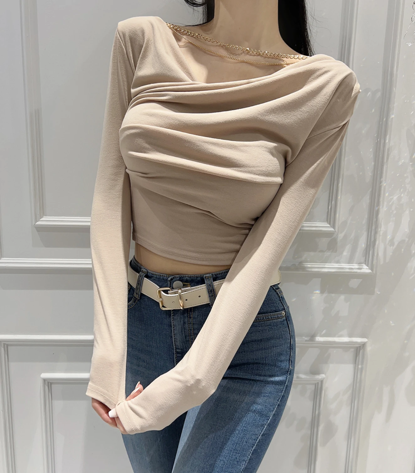 Сводная удобная длинная светящаяся цепочка с колючками, съемная облегающая плиссированная женская футболка Dongda Gate, Новое поступление
Сводная удобная длинная светящаяся цепочка с колючками, съемная облегающая плиссированная женская футболка Dongda Gate, Новое поступление