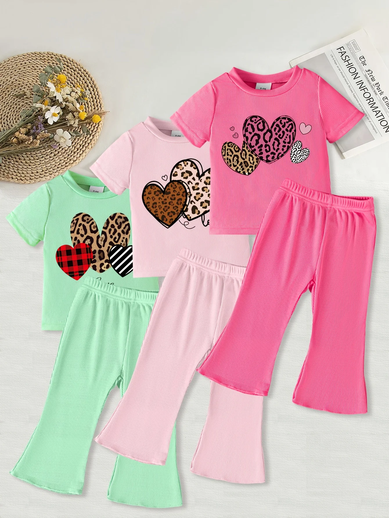 6pcs Set Baby Girl Casual Pants Outfit Summer Leopard Heart Pattern Printed T-Shirt & Micro Flare Pants for Casual Occasions
6pcs Set Baby Girl Casual Pants Outfit Summer Leopard Heart Pattern Printed T-Shirt & Micro Flare Pants for Casual Occasions