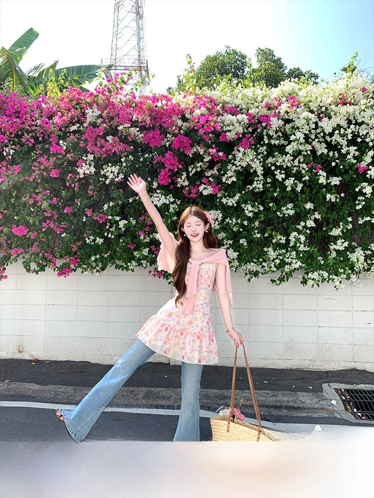 High Waist Wide Leg Jeans Women's Summer Slimming Blue Jeans High Waist Loose Fit Spring Summer Ladies Jeans Casual Denim
High Waist Wide Leg Jeans Women's Summer Slimming Blue Jeans High Waist Loose Fit Spring Summer Ladies Jeans Casual Denim