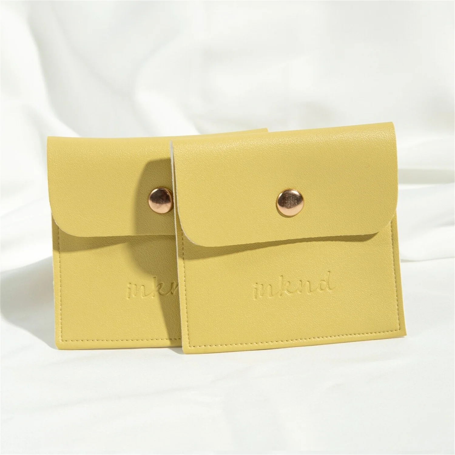 8x8cm Faux Leather envelope jewelry Bags With Button Personalized Embossed Logo Print Jewelry Bags Custom Jewelry Bags Ring Broo
8x8cm Faux Leather envelope jewelry Bags With Button Personalized Embossed Logo Print Jewelry Bags Custom Jewelry Bags Ring Broo