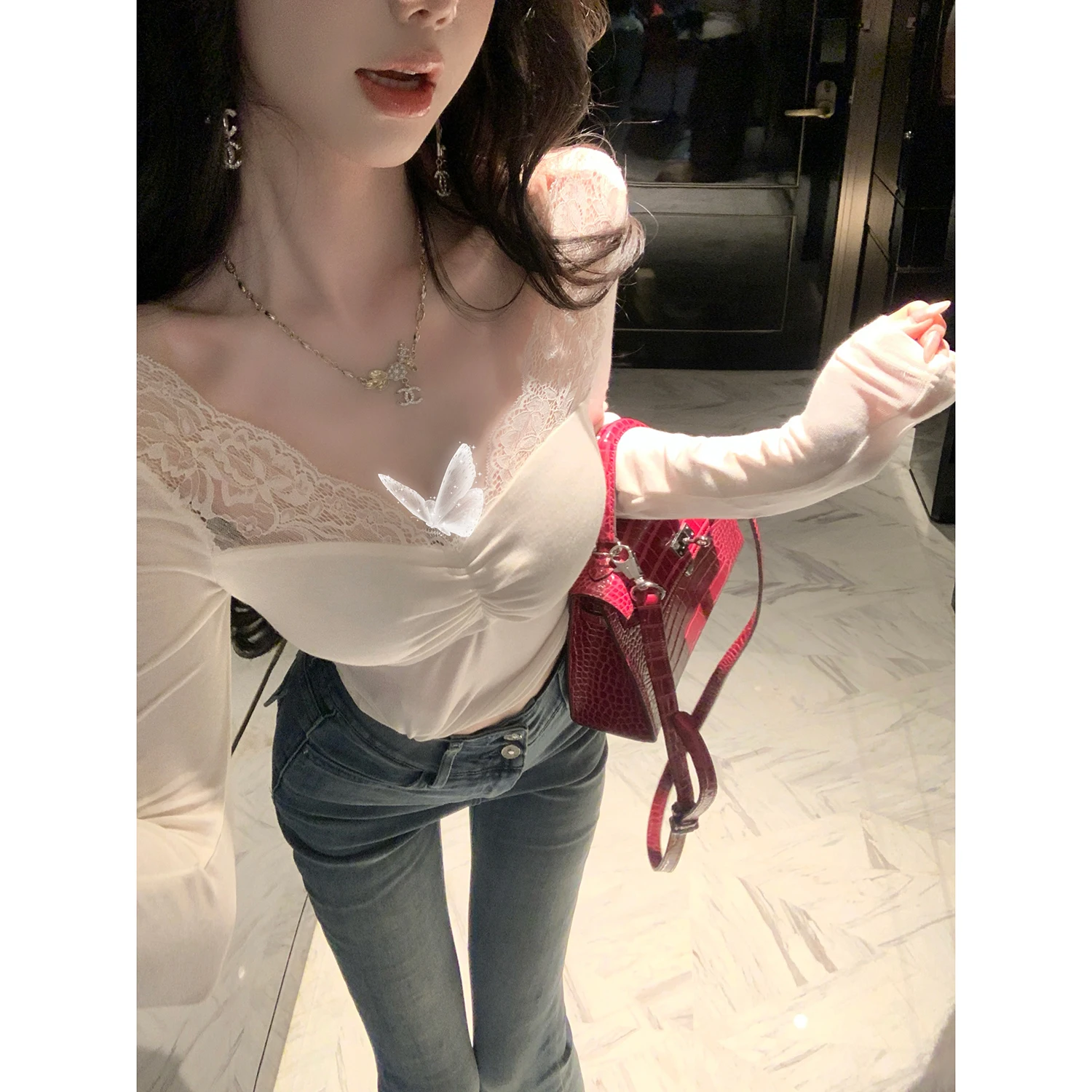 Syqiao Women's Long Sleeve V-Neck Wool Blend Base Shirt Sexy Back Exposure Lace Knot White Top for Spring Summer
Syqiao Women's Long Sleeve V-Neck Wool Blend Base Shirt Sexy Back Exposure Lace Knot White Top for Spring Summer
