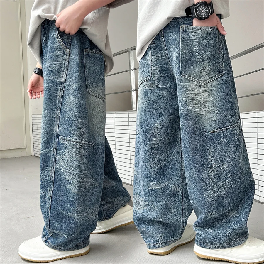 Luxury New Kids Designer Vintage Jacquard Denim Jeans for Teen Boy Elegant Style Casual Jeans Pants Child School Denim Trousers
Luxury New Kids Designer Vintage Jacquard Denim Jeans for Teen Boy Elegant Style Casual Jeans Pants Child School Denim Trousers