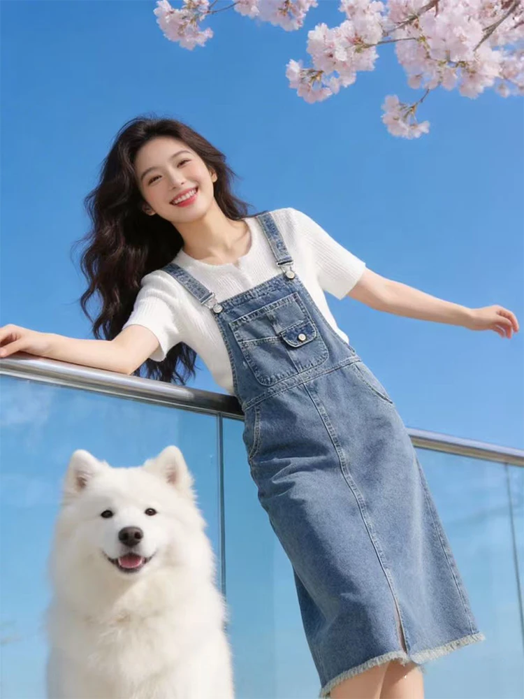 Fashionable Summer Women's Outfit Loose Jeans Overalls with Short Sleeve T-Shirt Set Casual Versatile Spring Summer Clothing
Fashionable Summer Women's Outfit Loose Jeans Overalls with Short Sleeve T-Shirt Set Casual Versatile Spring Summer Clothing