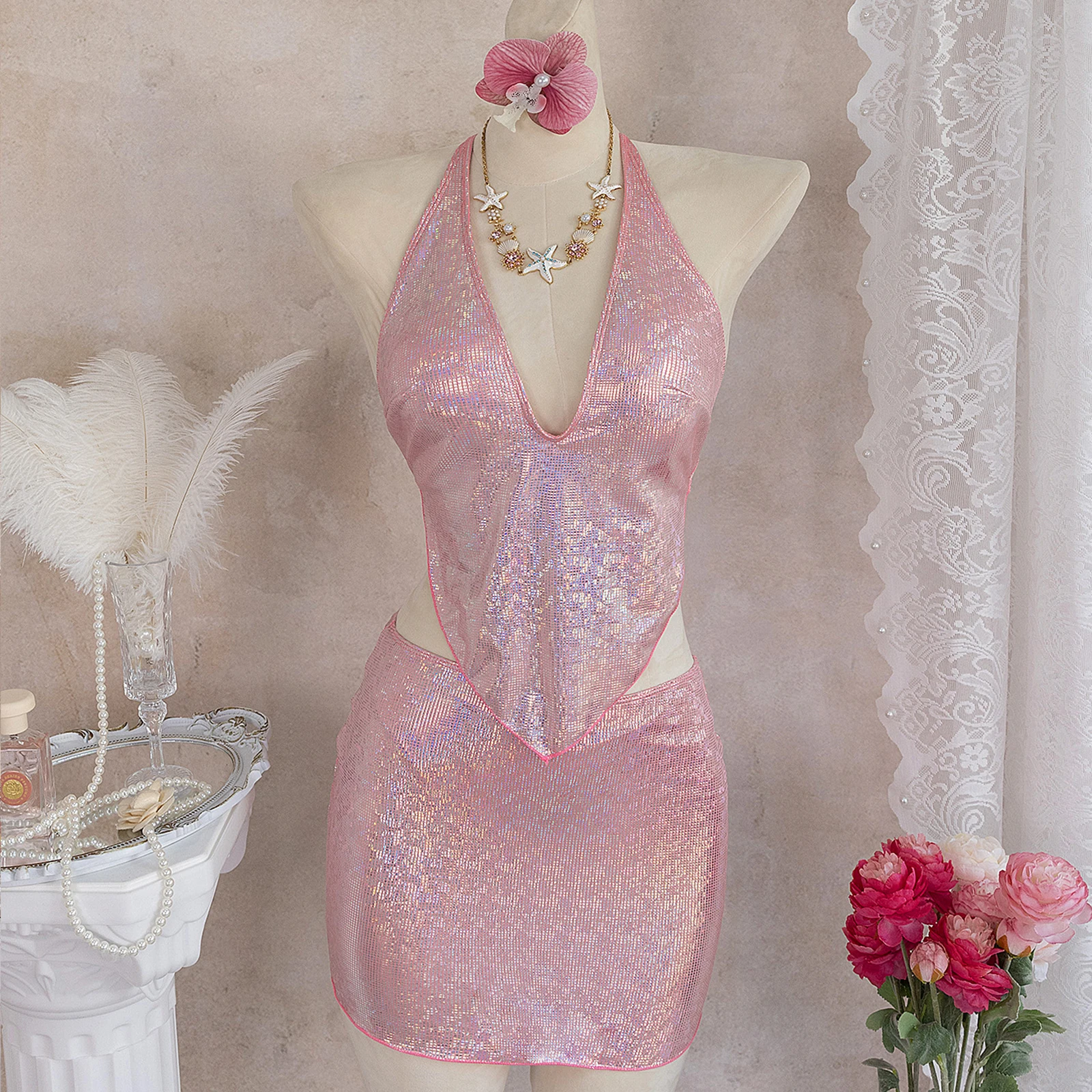Women's 3-Piece Dress Sets Shiny Solid Color Halter Neck Backless Bandage Crop Tops + Thong Bottom + Matching Mini Skirts Outfit
Women's 3-Piece Dress Sets Shiny Solid Color Halter Neck Backless Bandage Crop Tops + Thong Bottom + Matching Mini Skirts Outfit