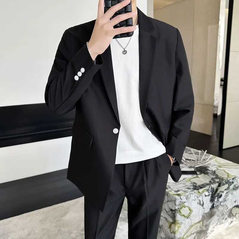2026 New Men's High Quality Suit Set Slim Fit Casual Summer Two-Piece Blazer & Pants Business Casual Outfits
2026 New Men's High Quality Suit Set Slim Fit Casual Summer Two-Piece Blazer & Pants Business Casual Outfits