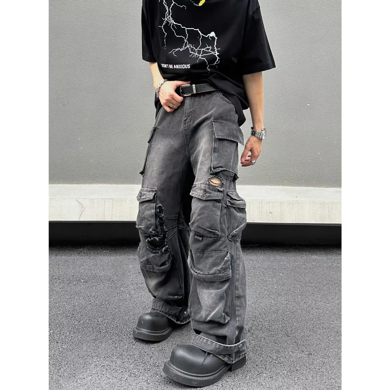 Pockets Cargo Pants Y2k 2000s Loose Baggy Jeans For Men Black Gothic Denim Trousers Safari Punk Vintage Man Clothes Clothing
Pockets Cargo Pants Y2k 2000s Loose Baggy Jeans For Men Black Gothic Denim Trousers Safari Punk Vintage Man Clothes Clothing