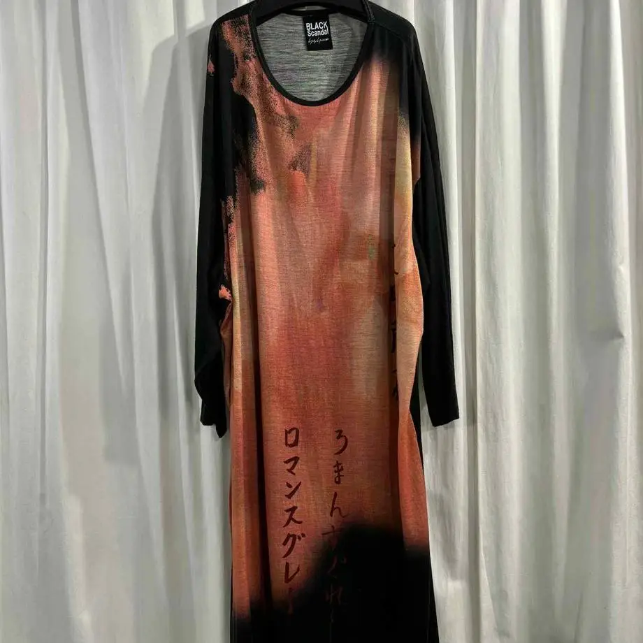 TOP-YAMAMOTO ® High Street Style Tie-Dye Long-Sleeved T-Shirt for Women - Black Gradient Loose Top
TOP-YAMAMOTO ® High Street Style Tie-Dye Long-Sleeved T-Shirt for Women - Black Gradient Loose Top