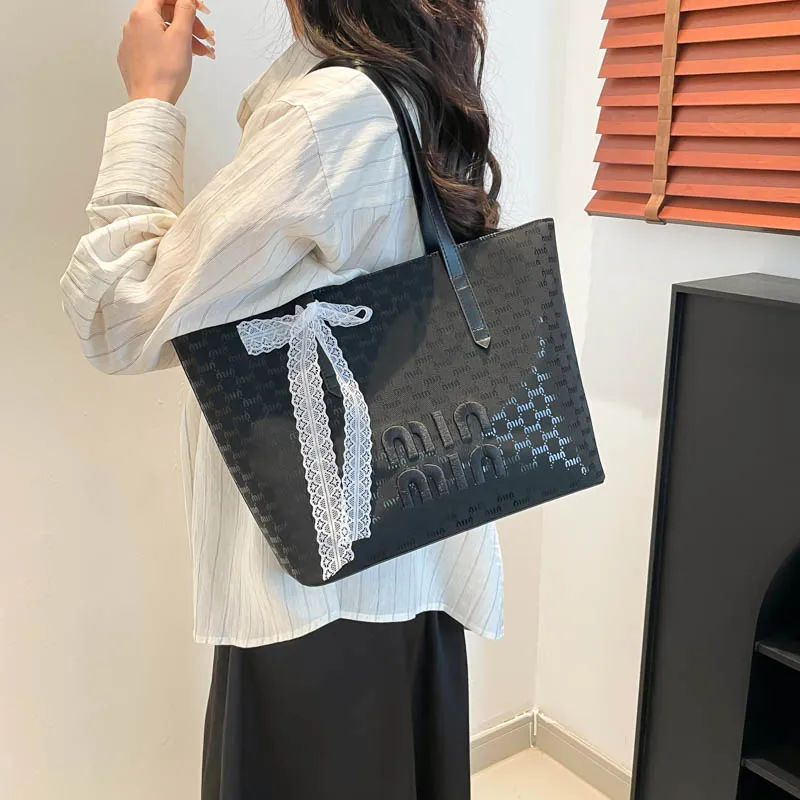 Unique Vintage Paris Fashion Leather Tote Bag Women Luxury Crossbody Handbag Minimalist Simple Solid Color Messenger
Unique Vintage Paris Fashion Leather Tote Bag Women Luxury Crossbody Handbag Minimalist Simple Solid Color Messenger