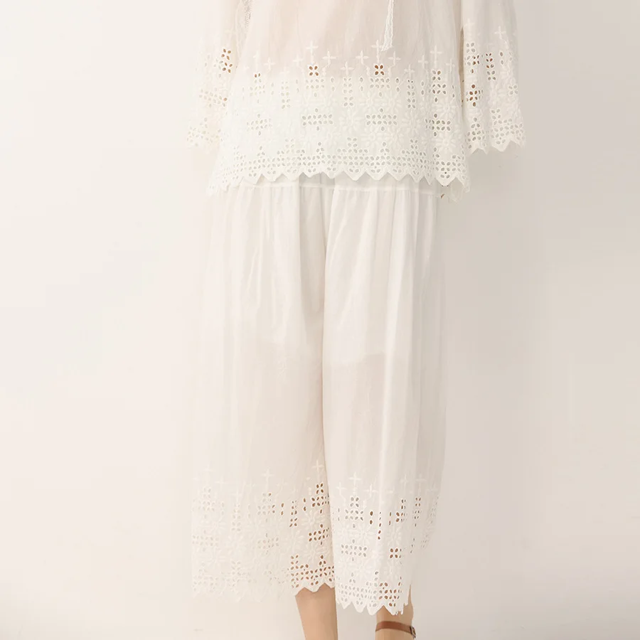 Лето 2022, милые однотонные широкие брюки в стиле ретро, женские леггинсы в японском стиле Mori Girl, свободные полые двухслойные капри
Лето 2022, милые однотонные широкие брюки в стиле ретро, женские леггинсы в японском стиле Mori Girl, свободные полые двухслойные капри