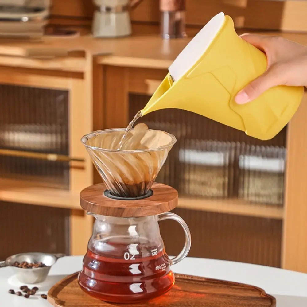 Silicone Camping Hand Brewing Coffee Pot Speed Control Valve with Lid Dripping Coffee Pot Pointed Tip Design Coffee Making Pot
Silicone Camping Hand Brewing Coffee Pot Speed Control Valve with Lid Dripping Coffee Pot Pointed Tip Design Coffee Making Pot