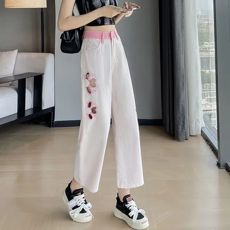 Women's Lightweight Cut-out Embroidered Ripped Jeans High-Waist Ankle-Length Straight-Leg for Petite Spring Summer New Arrival
Women's Lightweight Cut-out Embroidered Ripped Jeans High-Waist Ankle-Length Straight-Leg for Petite Spring Summer New Arrival