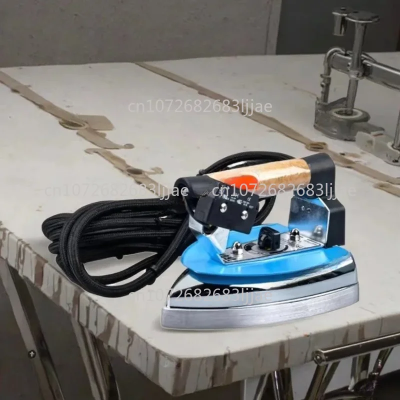 Stainless steel base industrial clothing steam iron STB-200
Stainless steel base industrial clothing steam iron STB-200