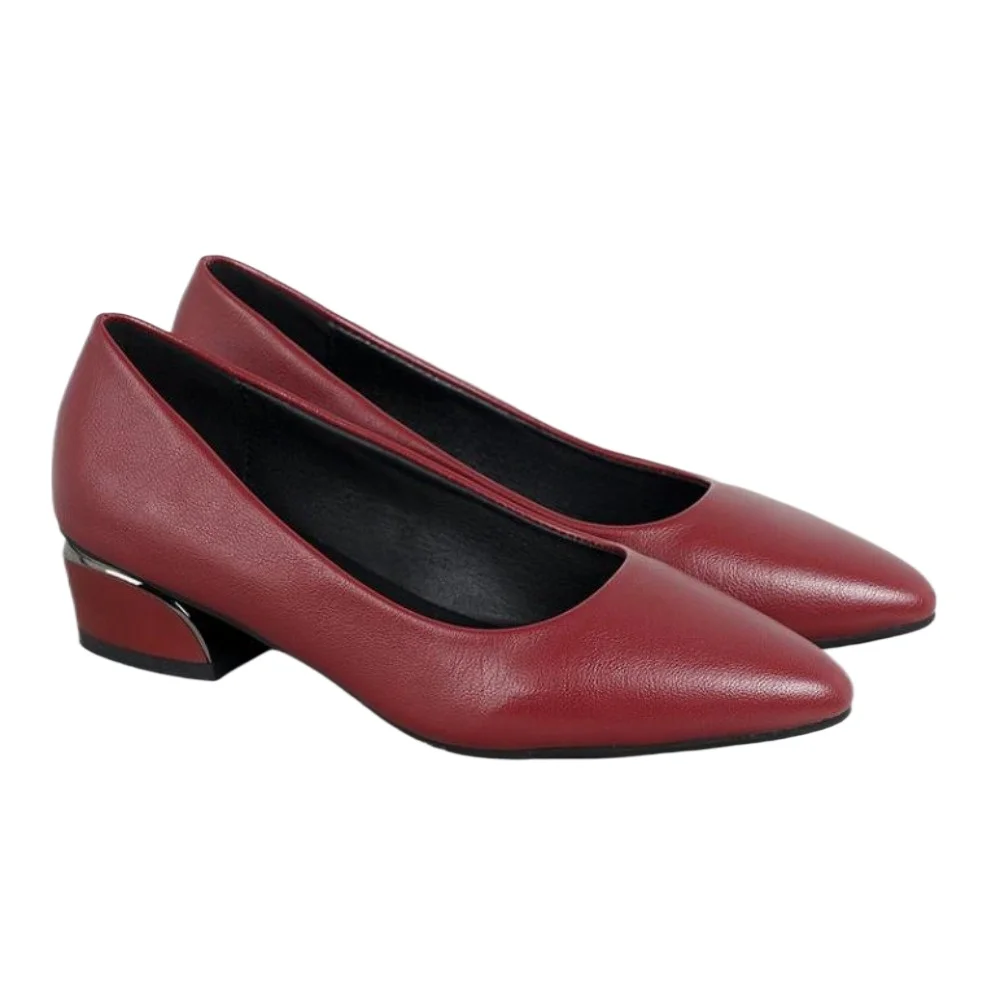 spring and autumn new single shoes for women with thick heels shallow mouth professional full match women's leather shoes
spring and autumn new single shoes for women with thick heels shallow mouth professional full match women's leather shoes