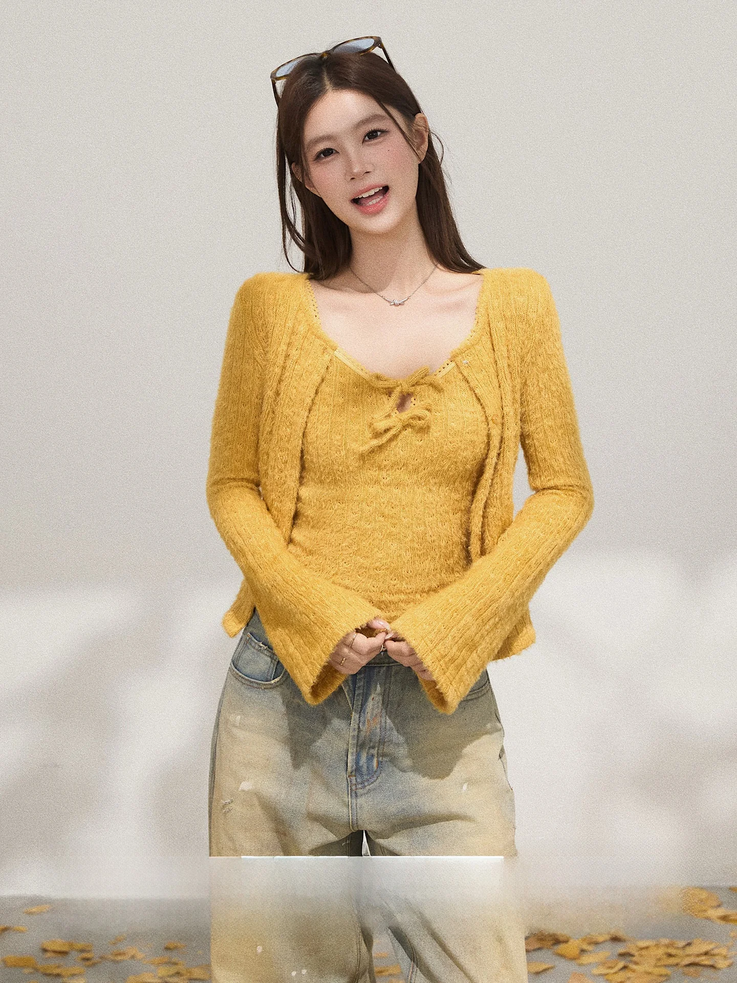 Exuberaant Women's Knitted Sleeveless Cardigan with Belt Slim Fit Long Sleeve Sweater Spring Fashion Outerwear Vest Set
Exuberaant Women's Knitted Sleeveless Cardigan with Belt Slim Fit Long Sleeve Sweater Spring Fashion Outerwear Vest Set