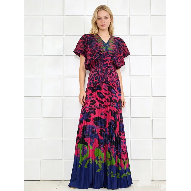 Leopard Print Batwing Sleeve V-Neck Waist-Cinched T-Shirt And Half-Skirt Set Elegant Draped A-Line Midi Skirt
Leopard Print Batwing Sleeve V-Neck Waist-Cinched T-Shirt And Half-Skirt Set Elegant Draped A-Line Midi Skirt
