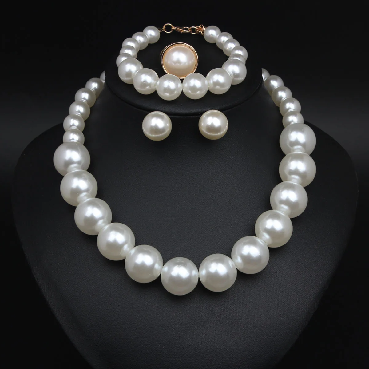 DIY accessories Cross-border four-piece set European and American retro elegant pearl necklace female bride wedding dress access
DIY accessories Cross-border four-piece set European and American retro elegant pearl necklace female bride wedding dress access
