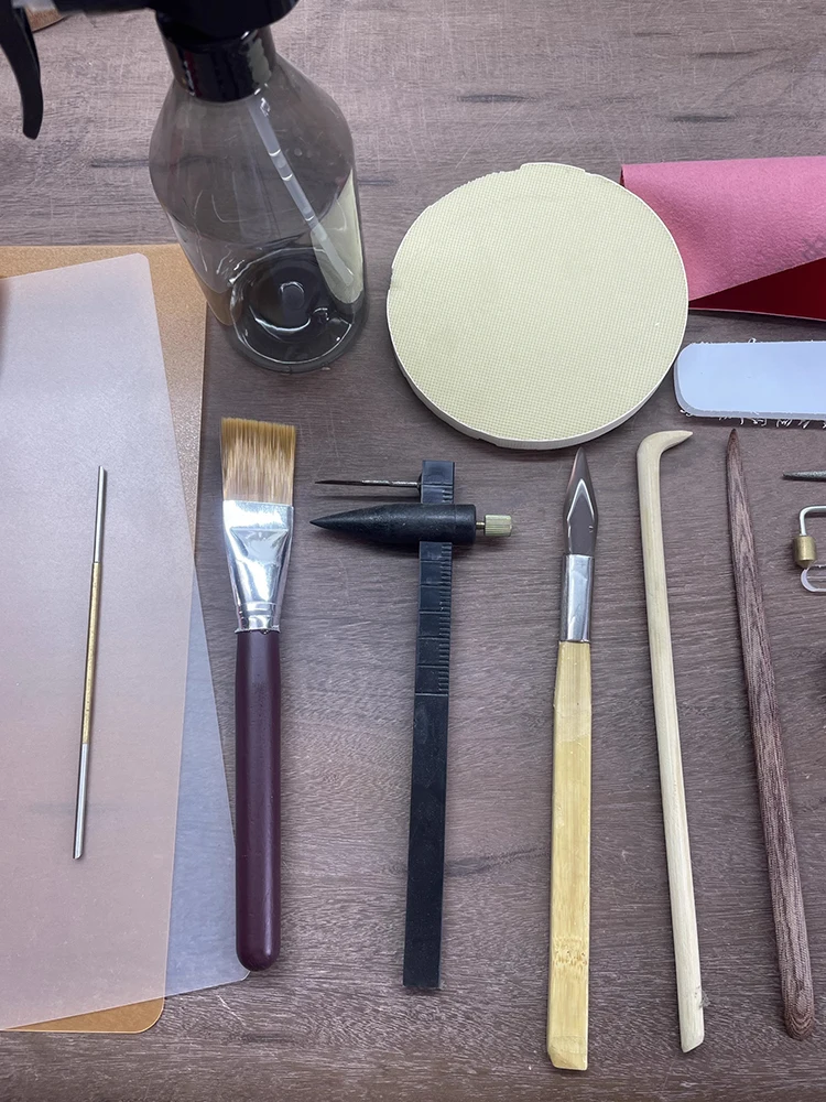 Beginner Starter Kit for Yixing Zisha Teapot Making, Basic Pottery Clay Tool Set
Beginner Starter Kit for Yixing Zisha Teapot Making, Basic Pottery Clay Tool Set