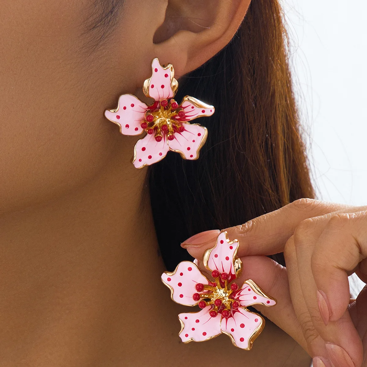 Sweet Colorful Irregular Oil Dripping Stereoscopic Flower Stud Earrings for Women Girls Retro Travel Holiday Party Jewelry Gift
Sweet Colorful Irregular Oil Dripping Stereoscopic Flower Stud Earrings for Women Girls Retro Travel Holiday Party Jewelry Gift