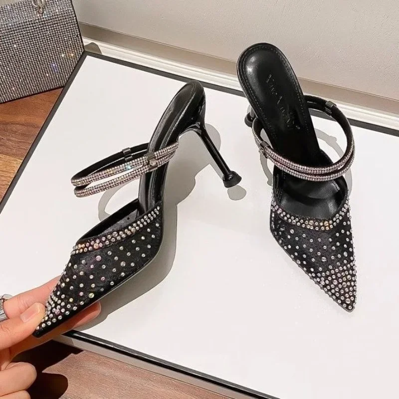 Thin Heels Rhinestones Woman Shoes Chic and Elegant Asian Size Footwear New Breathable Fashion Korea Vintage Sandals for Women
Thin Heels Rhinestones Woman Shoes Chic and Elegant Asian Size Footwear New Breathable Fashion Korea Vintage Sandals for Women