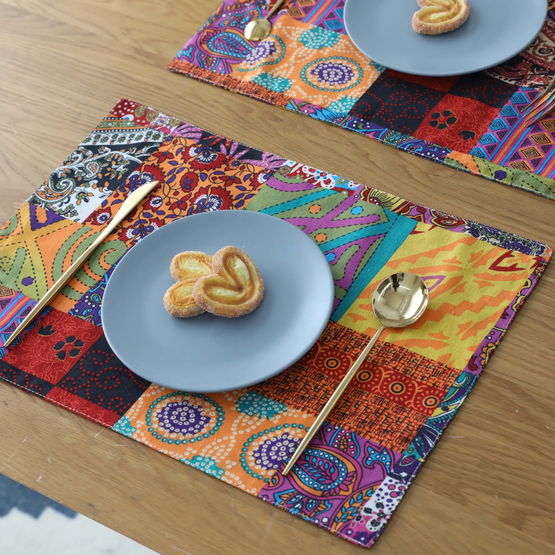 2pc American Bohemian Fabric Western Dining Mat Dining Table Mat Heat Insulation Mat Thickened Cotton And Linen Dining Mat Bowl
2pc American Bohemian Fabric Western Dining Mat Dining Table Mat Heat Insulation Mat Thickened Cotton And Linen Dining Mat Bowl