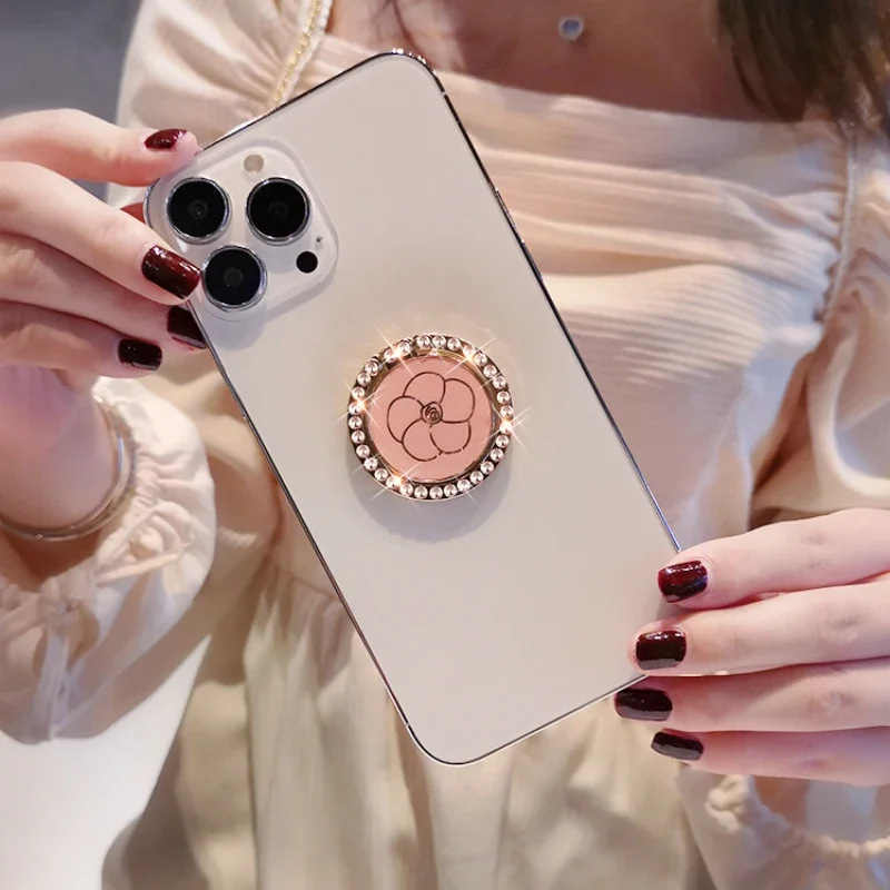 Mobile Phone Ring Buckle Bracket with Diamond Creative Small Fragrance Finger Buckle Multi-functional Support Frame Women's
Mobile Phone Ring Buckle Bracket with Diamond Creative Small Fragrance Finger Buckle Multi-functional Support Frame Women's