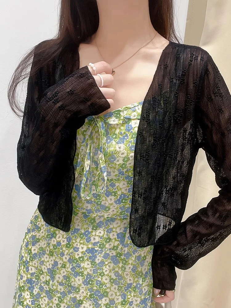 Embroidered Lace Sun Protection Cardigan Women's Summer New Style Shawl Small Cannon Shoulder Strap Skirt Outer Thin Cover up
Embroidered Lace Sun Protection Cardigan Women's Summer New Style Shawl Small Cannon Shoulder Strap Skirt Outer Thin Cover up