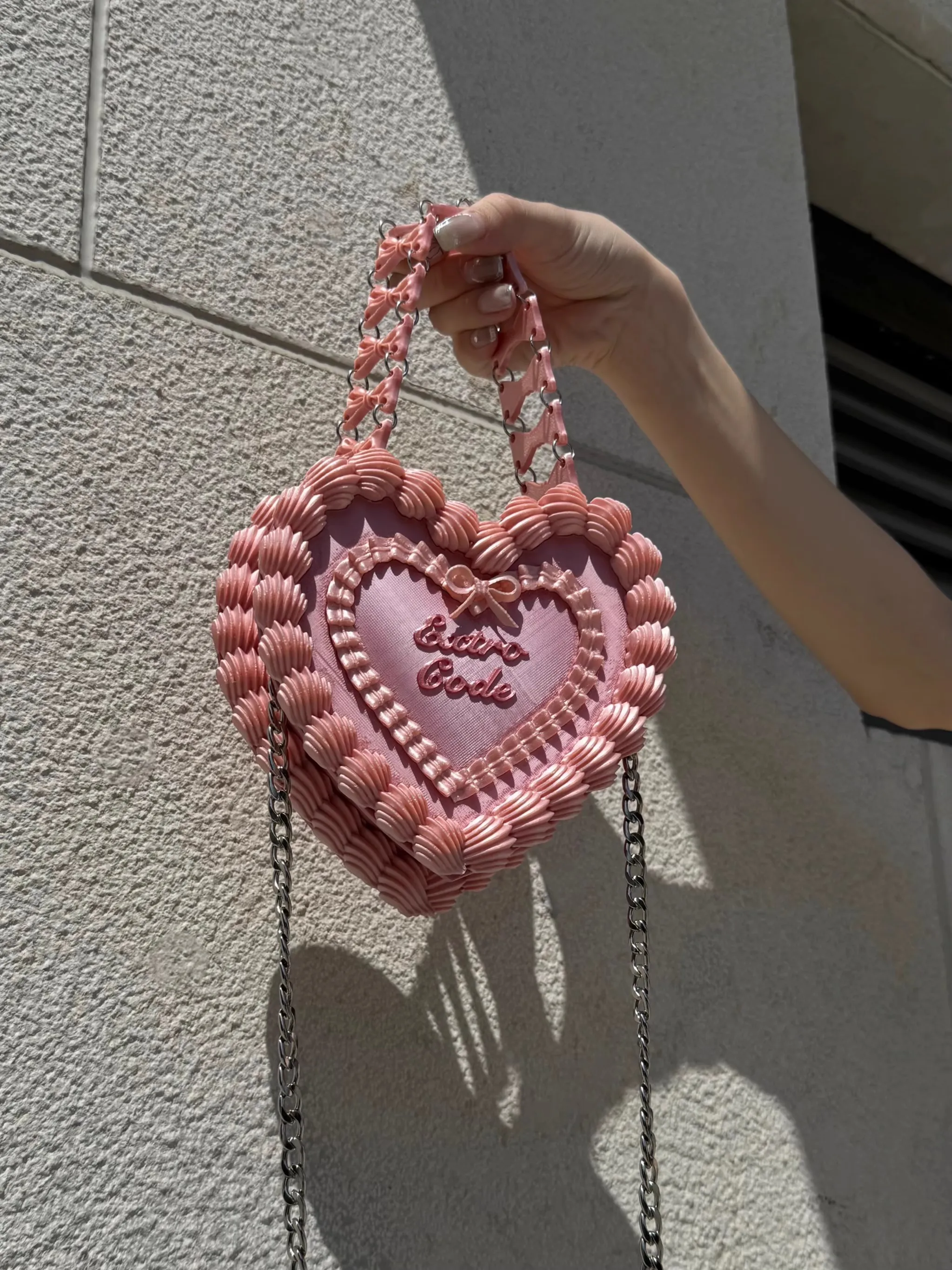 Women's 3D Printed Cake Shape Dinner Bag Original Design Love Heart Shape Party Handbag Niche High-end PLA Material Shoulder Bag
Women's 3D Printed Cake Shape Dinner Bag Original Design Love Heart Shape Party Handbag Niche High-end PLA Material Shoulder Bag