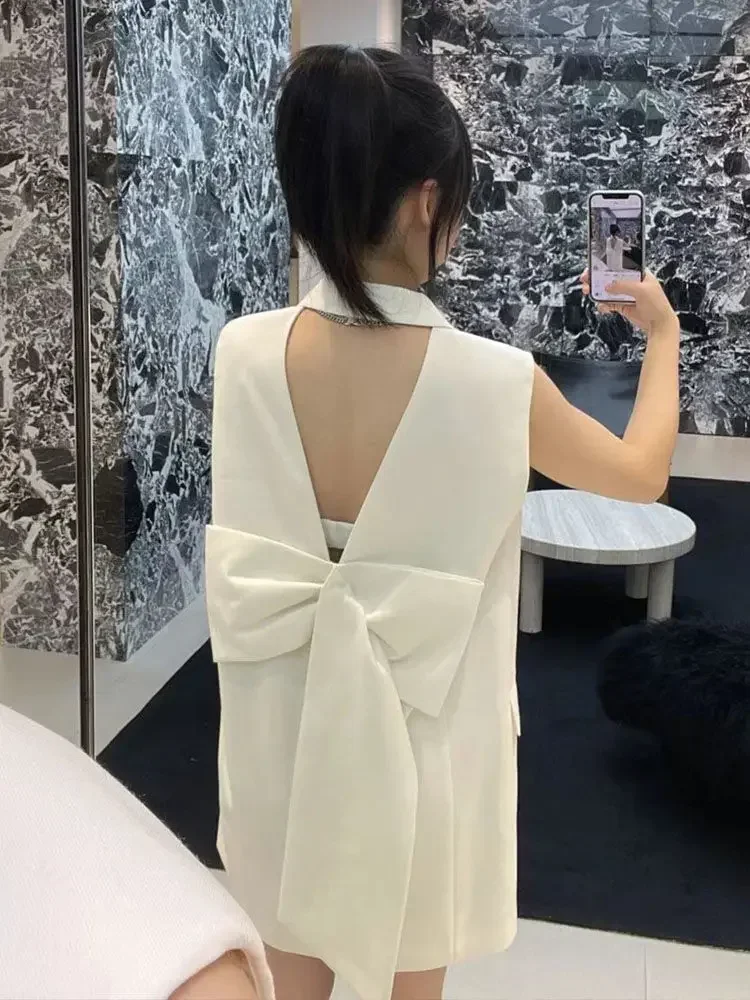 Black Bowknot Suit Vest Coat Women's Spring And Autumn New Polo Collar Sleeveless Open Back Long Top CY467
Black Bowknot Suit Vest Coat Women's Spring And Autumn New Polo Collar Sleeveless Open Back Long Top CY467