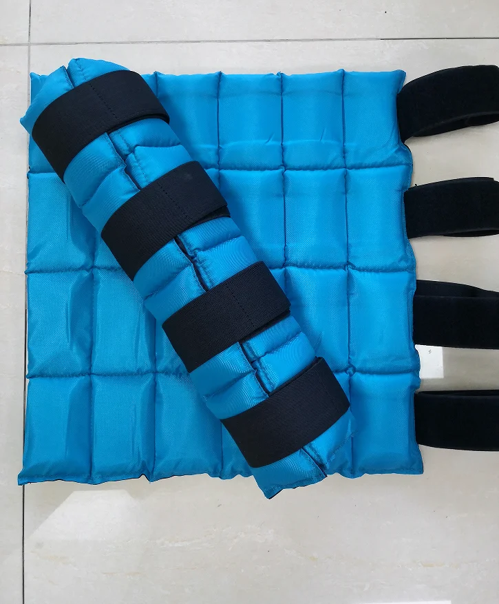 Horshi 2 Packs = 2 Legs Ice Boot Horse Ice Pack for Injuries Reusable Cooling Therapy Gel Ice Wraps for Horse Legs, Knee, Hock
Horshi 2 Packs = 2 Legs Ice Boot Horse Ice Pack for Injuries Reusable Cooling Therapy Gel Ice Wraps for Horse Legs, Knee, Hock