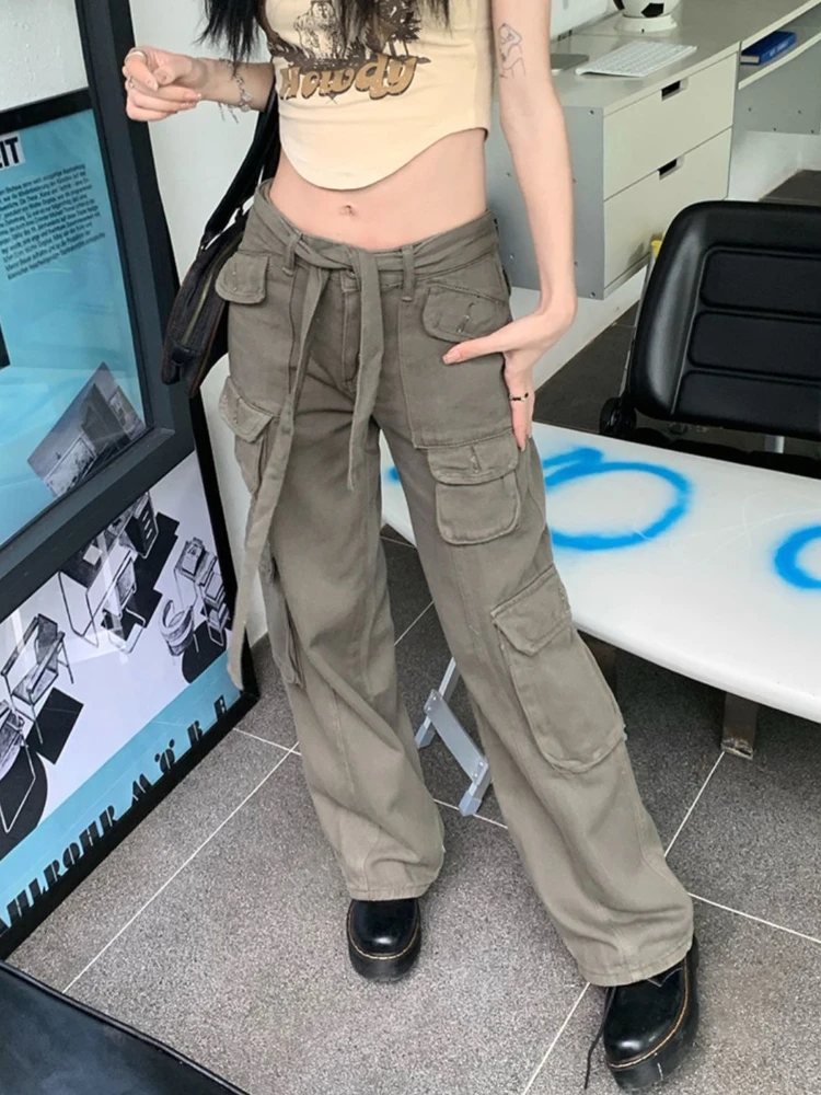 Vintage High Waist Jeans Women Multi Pocket Loose Cargo Jeans Fashion High Street Wide Leg Pants Harajuku Y2k Denim Trousers
Vintage High Waist Jeans Women Multi Pocket Loose Cargo Jeans Fashion High Street Wide Leg Pants Harajuku Y2k Denim Trousers